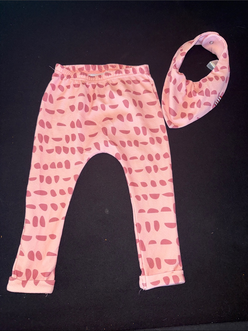 Pink Baby Leggings and Bandana Bib Set- NWOT